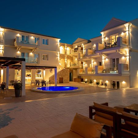 Ekati Hotel Kavos Bagian luar foto